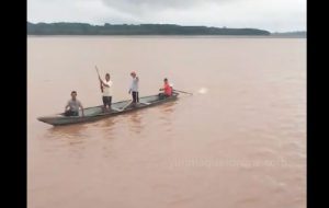 Huelguistas Disparan a embarcaciones en Yurimaguas